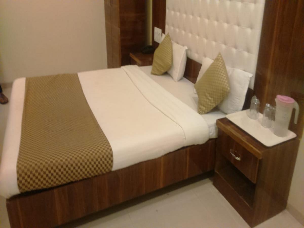 Hotel Shri Krishna Shirdi Luaran gambar