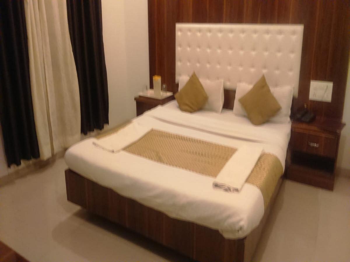 Hotel Shri Krishna Shirdi Luaran gambar