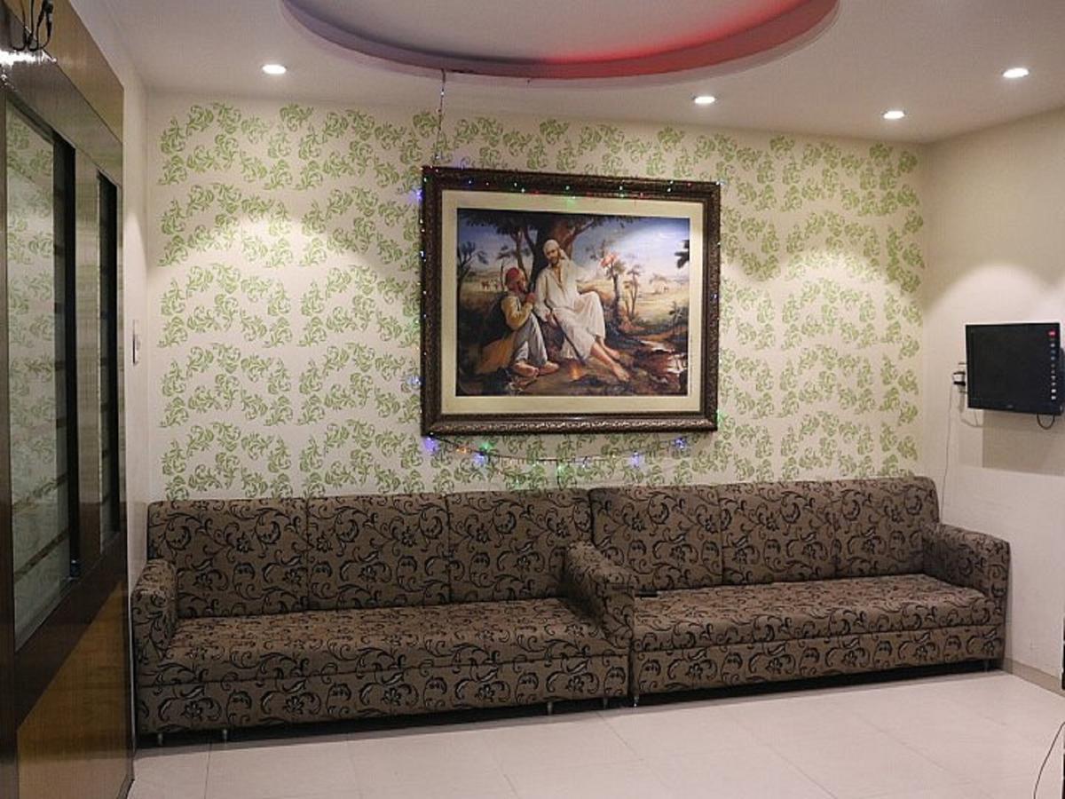 Hotel Shri Krishna Shirdi Luaran gambar